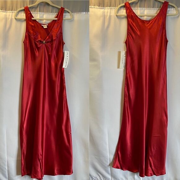 Ivy & Annabelle Intimates Slip Dress - Picture 1 of 5